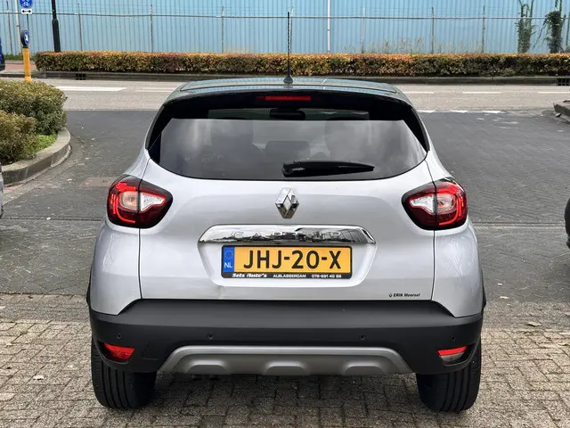 Renault Captur 1.3 TCe S-Edition 2018 Benzine 3