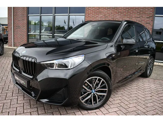 BMW X1 xDrive25e M-Sport 2023 Hybride Benzine 80