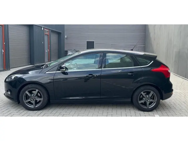 Ford Focus 1.0 EcoBoost 2012 Benzine 11