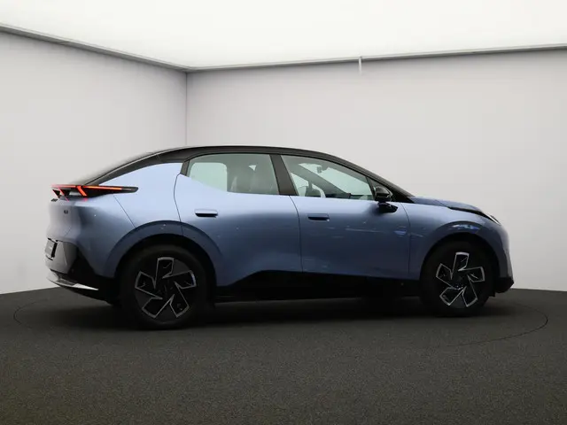 Lynk & Co 02 Core 66 kWh 2025 Elektrisch 28