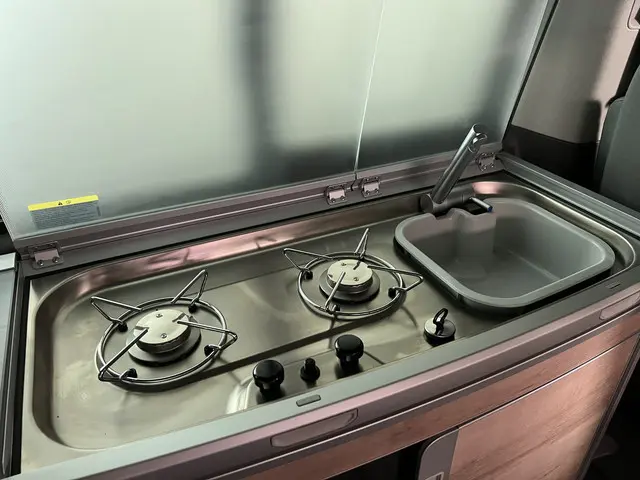 Volkswagen California Camper 2.0 TDI DSG7 2024 Diesel 30