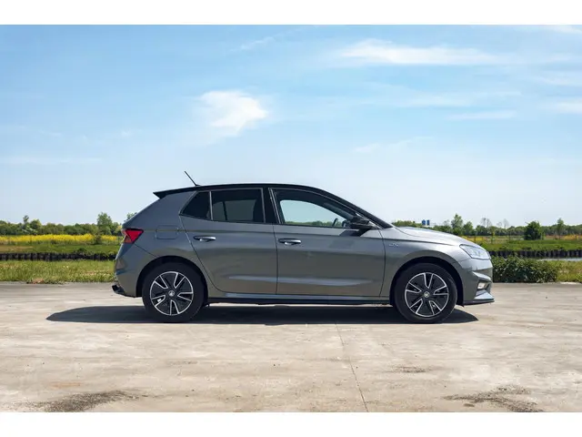 Škoda Fabia 1.0 TSI Monte Carlo 2022 Benzine 44
