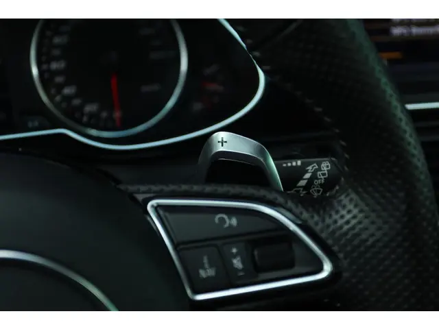 Audi RS4 AVANT 4.2 V8 FSI QUATTRO AUT. 2013 Benzine 25