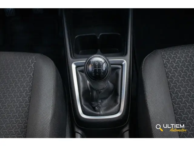 Suzuki Swift 1.2 Select 2018 Benzine 13