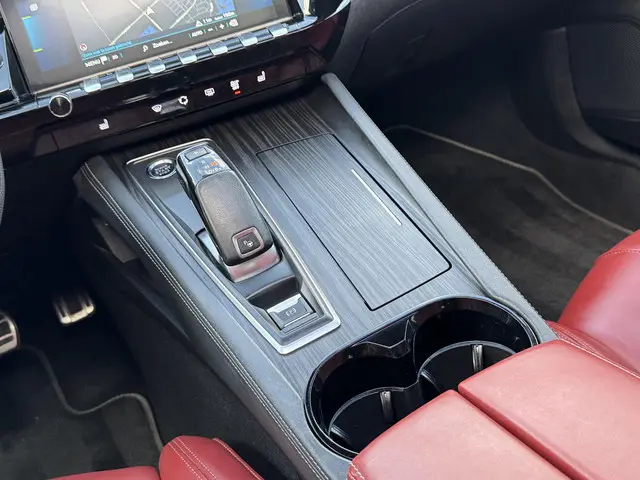 Peugeot 508 1.6 HYBRID GT 2021 Hybride Benzine 28