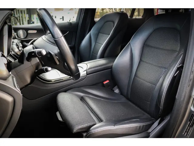 Mercedes-Benz GLC 250 4MATIC 2018 Benzine 7