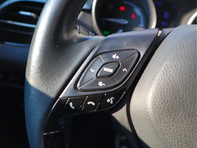 Toyota C-HR 1.8 Hybrid Dynamic 2021 Hybride Benzine