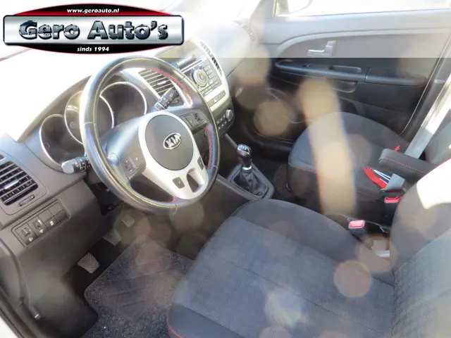 Kia Venga 1.4 CVVT ComfortLine 2018 Benzine 2