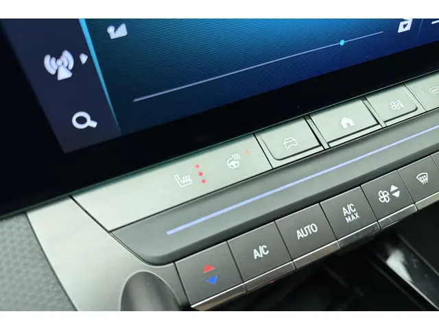 Opel Astra 1.2 Turbo Hybrid GS 2025 Hybride Benzine 25