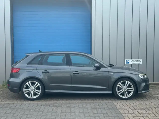 Audi A3 Sportback 35 TFSI S-LINE STOELVERW/ 2019 Benzine 22
