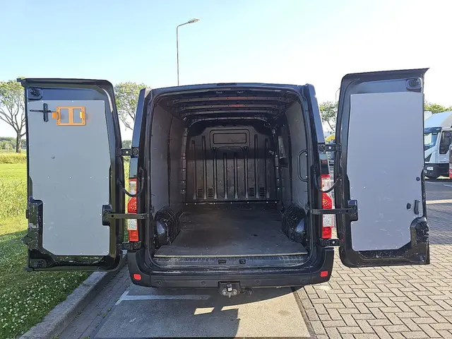 Renault Master 2.3 2021 Diesel 15