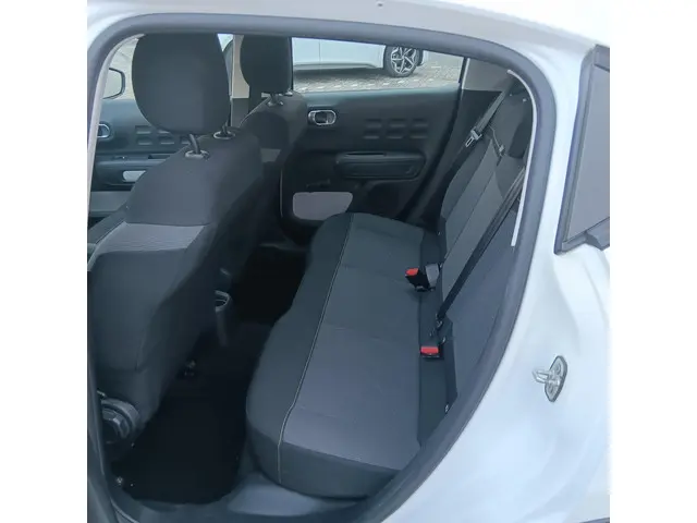 Citroën C3 1.2 PureTech Feel 2018 Benzine 12