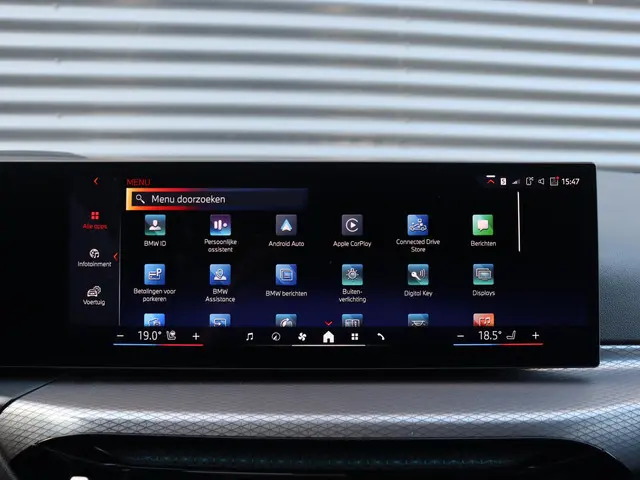 BMW 3 Serie Touring 330e 2026 Hybride Benzine 30