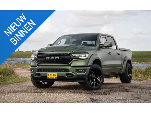 Dodge Ram 1500 5.7 V8 4x4 Crew Cab Limited 2024 Benzine
