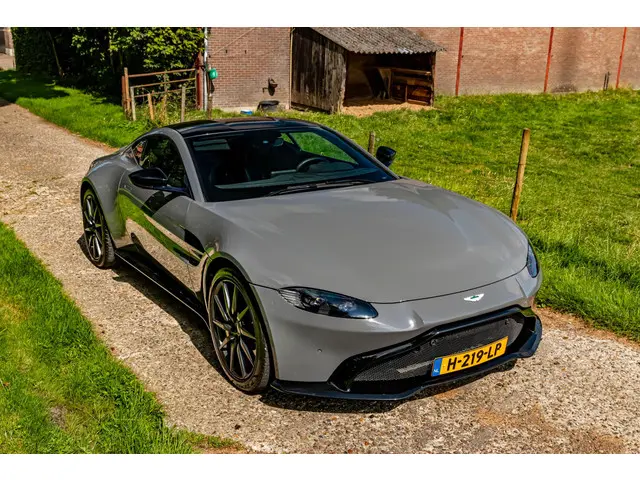 Aston Martin V8 Vantage 4.0 2018 Benzine 73