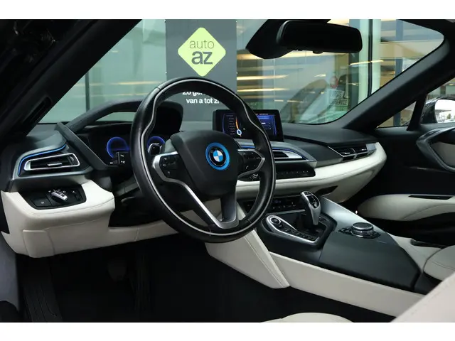 BMW i8 1.5 2015 Hybride Benzine 17