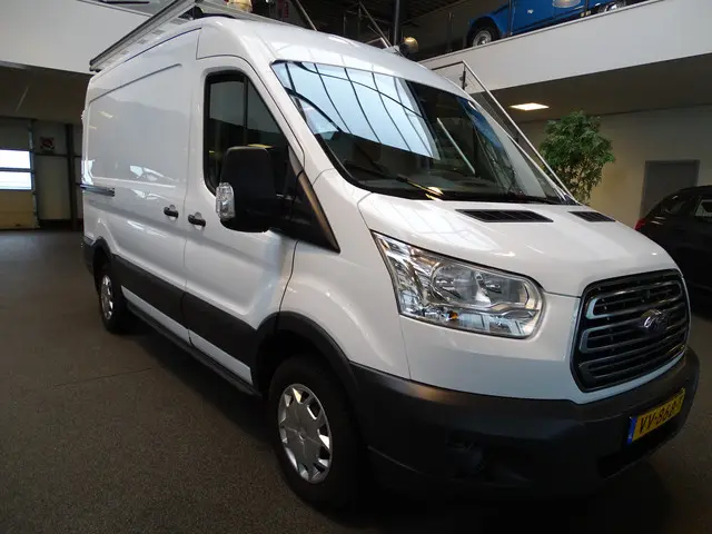 Ford Transit 310 2.2 TDCI L2H2 Trend 2016 Diesel 6