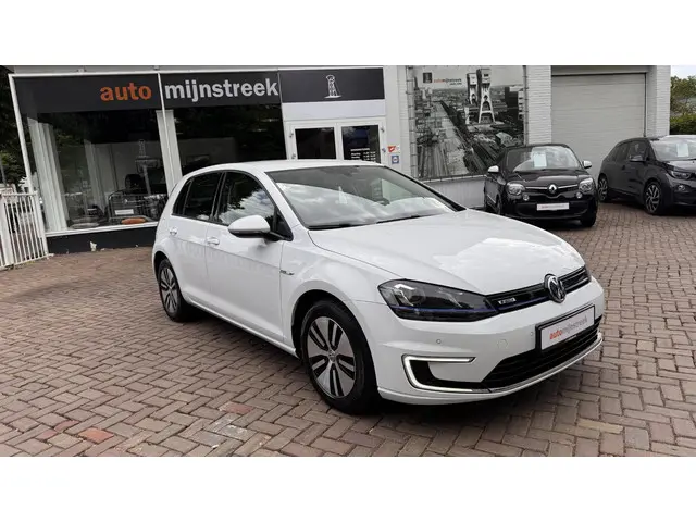 Volkswagen e-Golf e-Golf 2015 Elektrisch 5