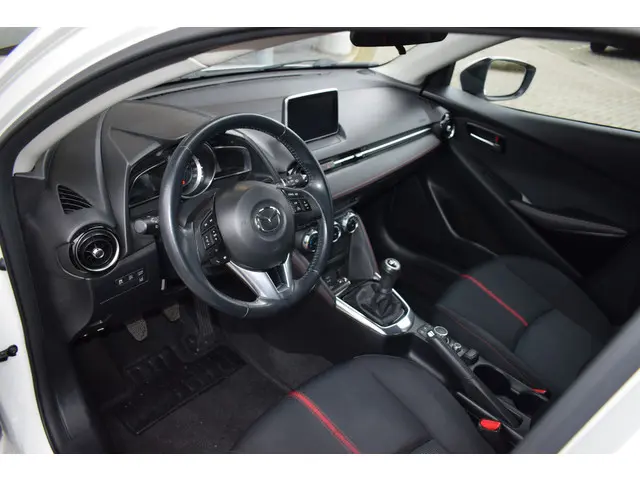 Mazda 2 1.5 Skyactiv-G GT-M 2016 Benzine 4