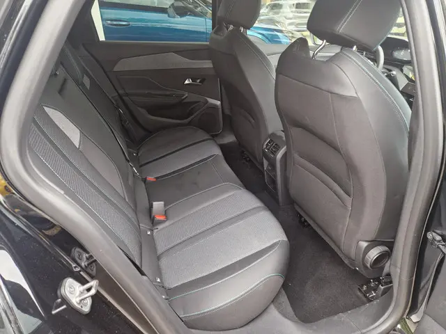 Peugeot 308 SW 1.2 PureTech Allure 2024 Benzine 9