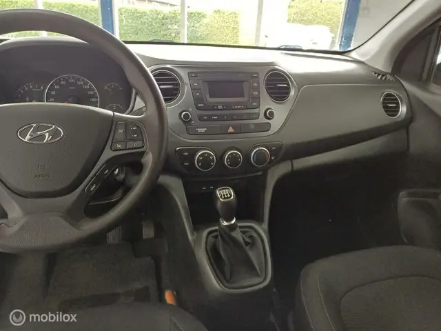 Hyundai i10 1.0i Comfort 2018 Benzine 6