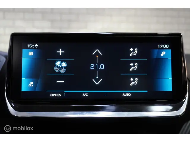 Peugeot 2008 1.2 PureTech Allure 2021 Benzine 22