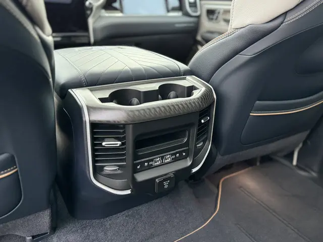 Dodge Ram Pick-Up 1500 H.O. 3.0L H.O. TUNGSTEN 2024 Benzine 15