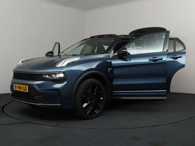 Lynk & Co 01 1.5 2022 Hybride Benzine 21