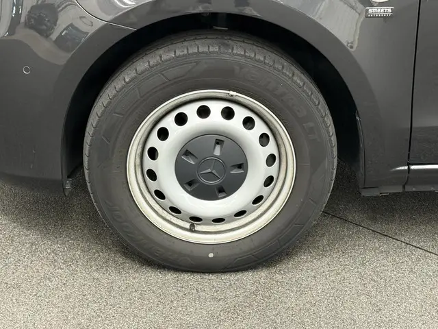 Mercedes-Benz Vito 114 CDI Lang 2024 Diesel 39