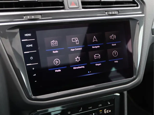 Volkswagen Tiguan Hybrid R-Line 2023 Hybride Benzine 28