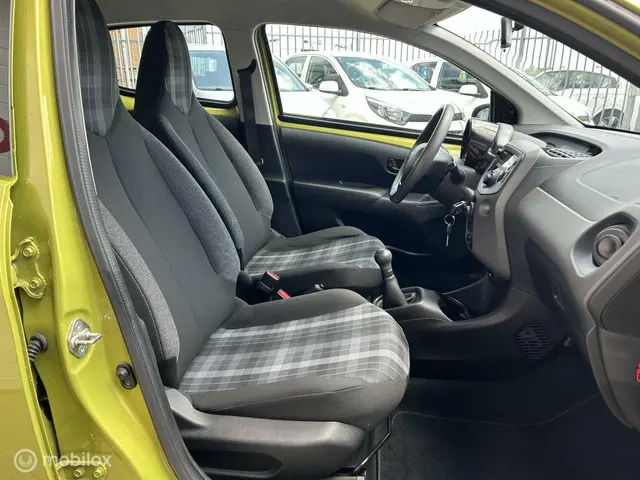 Peugeot 108 1.0 e-VTi Active 2018 Benzine 13
