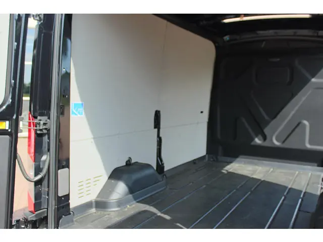 Ford E-Transit 350 L2H2 Trend 68 kWh 2022 Elektrisch 13