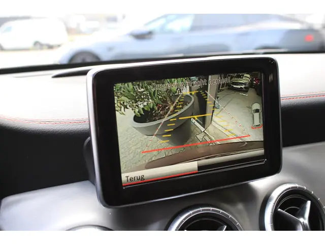 Mercedes-Benz CLA 200 AMG 2014 Benzine 10