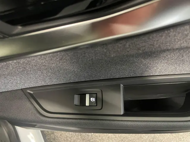 Renault Austral 1.3 MHEV Aut. 160pk Techno 2023 Benzine 27