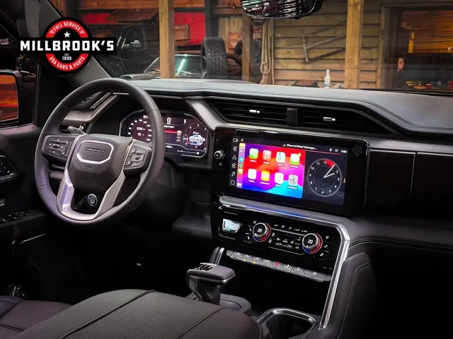 GMC Sierra Denali 6.2L V8, 2024 Benzine 19