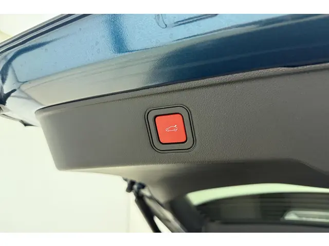 Fiat 600e La Prima 54 kWh 2025 Elektrisch 13