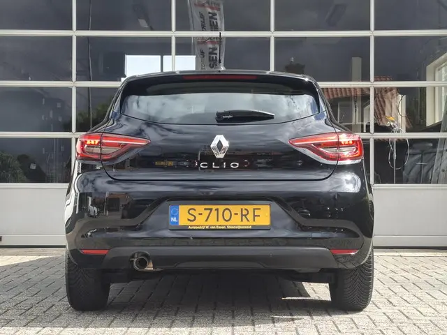 Renault Clio 1.0 TCe 90 Equilibre 2023 Benzine 4