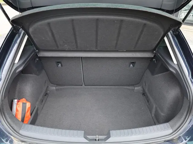 SEAT Leon 1.0 eTSI 2022 Benzine 26