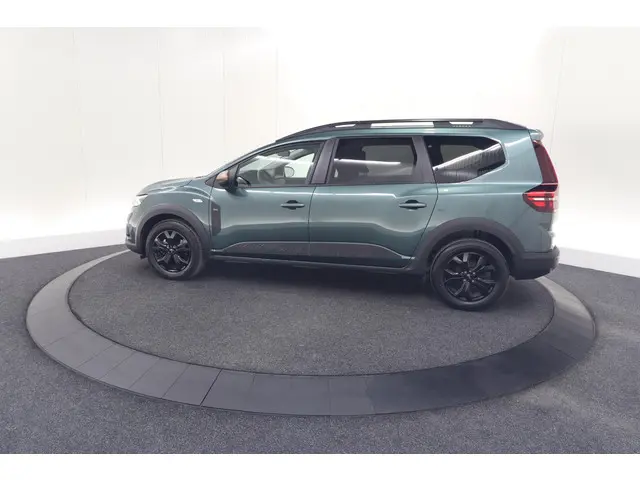 Dacia Jogger TCe 110 Extreme 2025 Benzine 77
