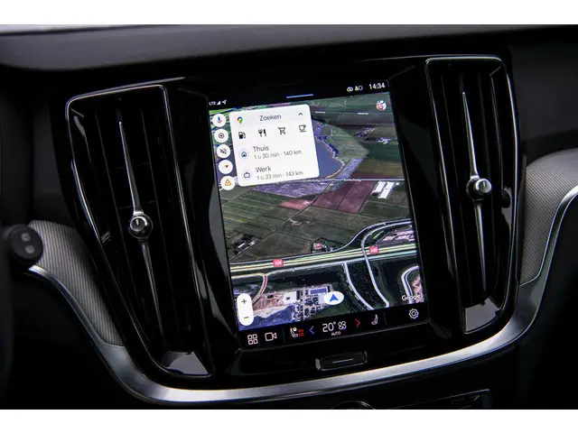 Volvo V60 2.0 B4 Plus Dark 2023 Benzine 23