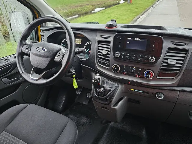 Ford Transit Custom 2.0 2019 Diesel 8