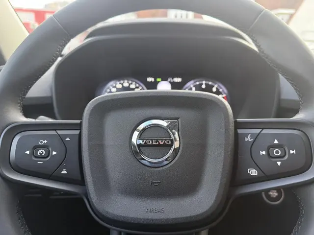 Volvo XC40 1.5 T2 Park Assist Pack 2024 Benzine 19