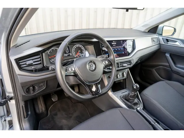 Volkswagen Polo 1.0 TSI Comfortline 2019 Benzine 13