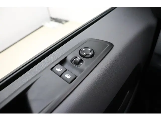 Opel Vivaro 2.0 CDTI L3H1 Edition 2020 Diesel 15