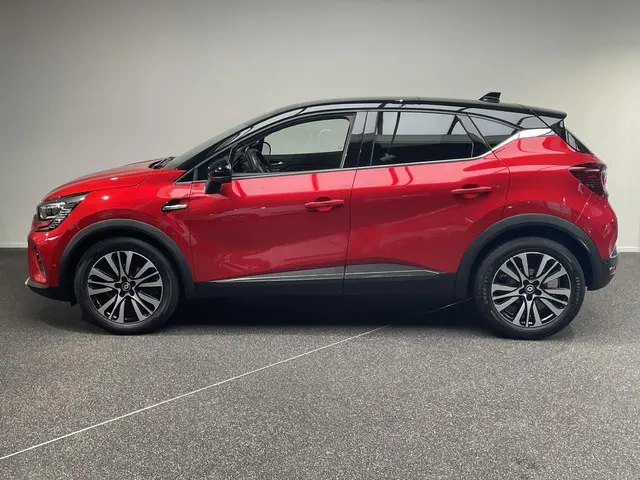 Renault Captur 1.3 mild hybrid 160 iconic 2023 Benzine 15