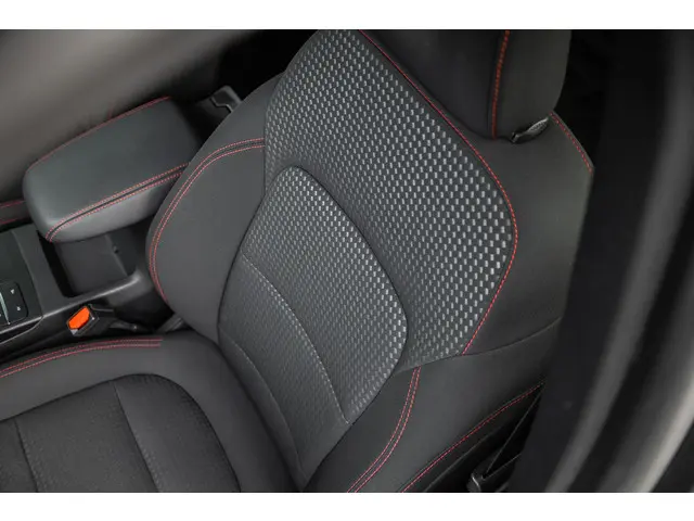 Ford Kuga 2.5 PHEV ST-Line 2022 Hybride Benzine 28