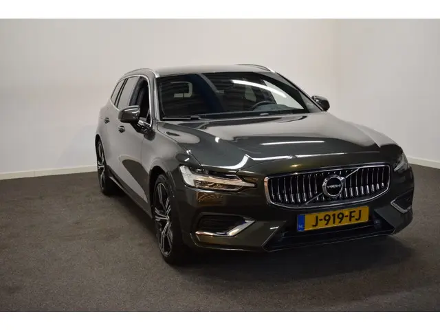 Volvo V60 2.0 T5 250pk AUT8 Inscription 2020 Benzine 14
