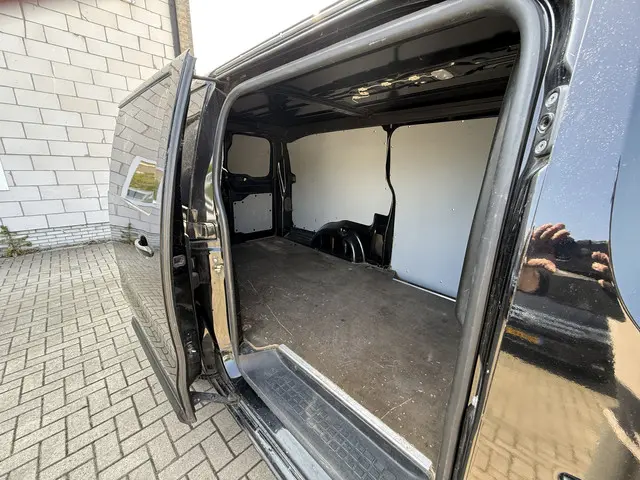 Opel Vivaro 2.0 CDTI 150PK EURO6 L3H1 2020 Diesel 15