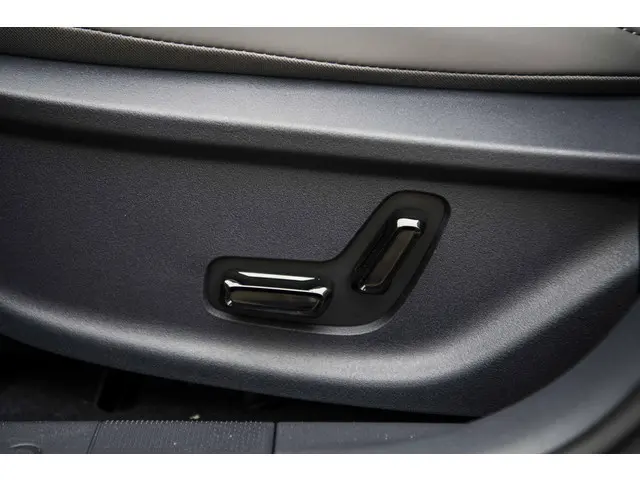 Lynk & Co 02 More 66 kWh 2025 Elektrisch 29