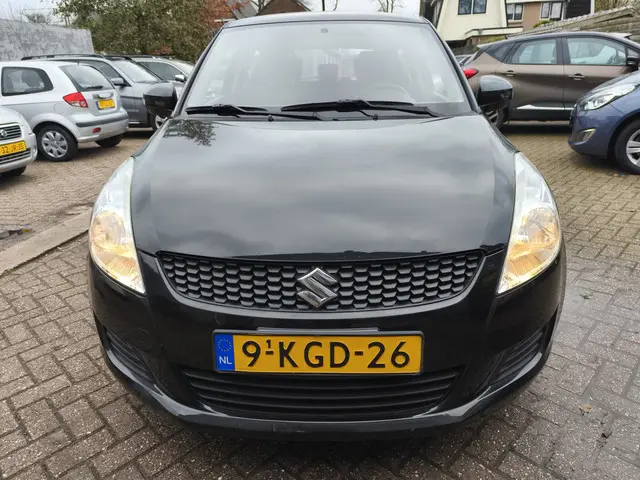 Suzuki Swift 1.2 Bandit 2013 Benzine 6